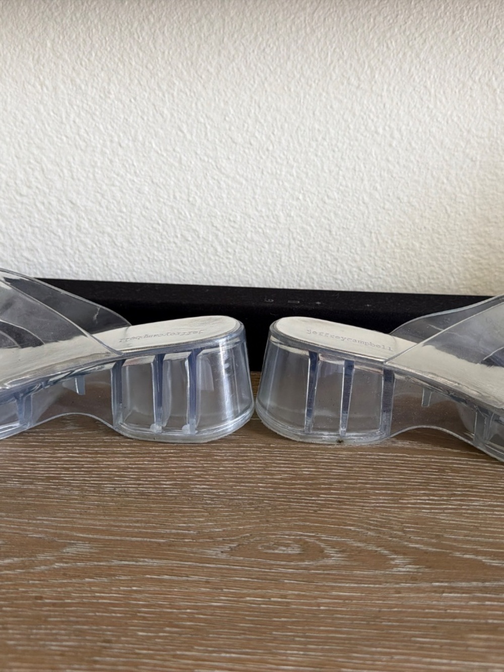 Jeffrey Campbell clear slides size 9 - Picture 6 of 9